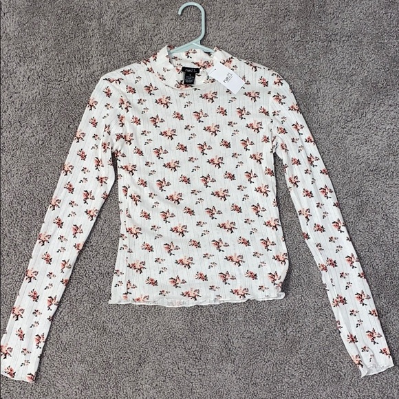 ✨Rue21 long sleeve shirt✨ - Picture 1 of 3